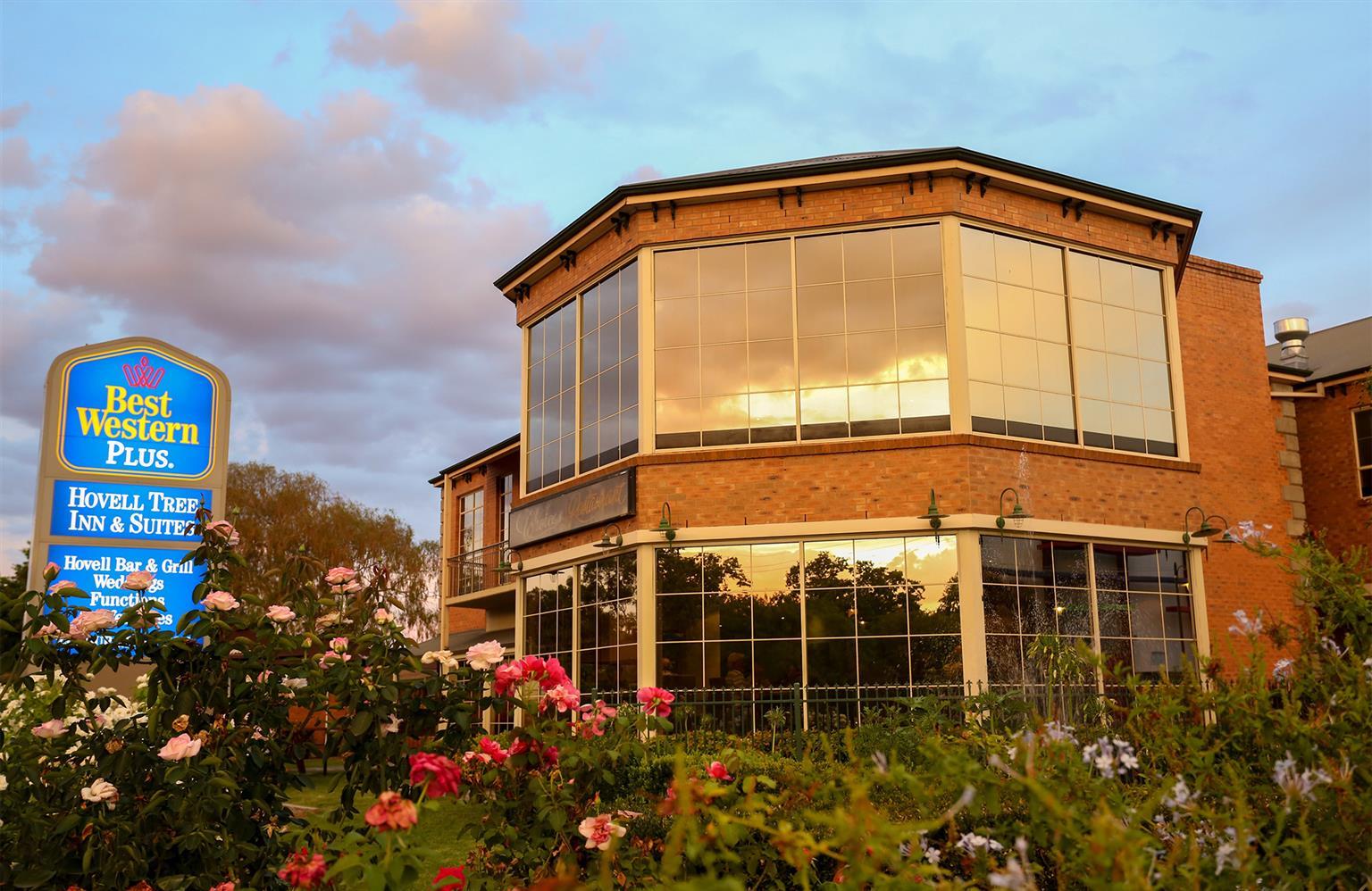 Best Western Plus Hovell Tree Inn Олбері Екстер'єр фото